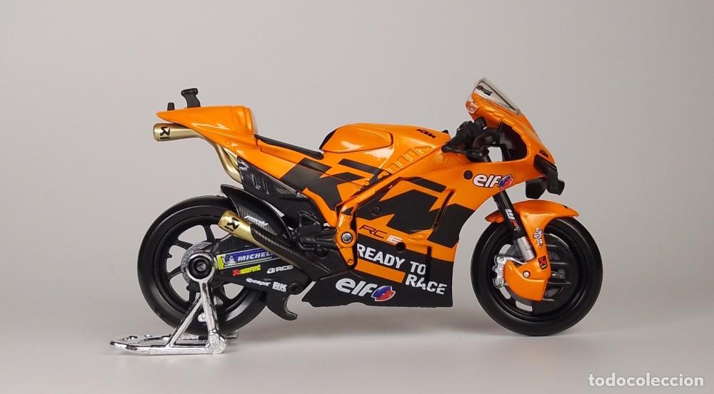 Motos a escala: KTM RC16 Tech 3 Moto GP 2021 - Foto 7