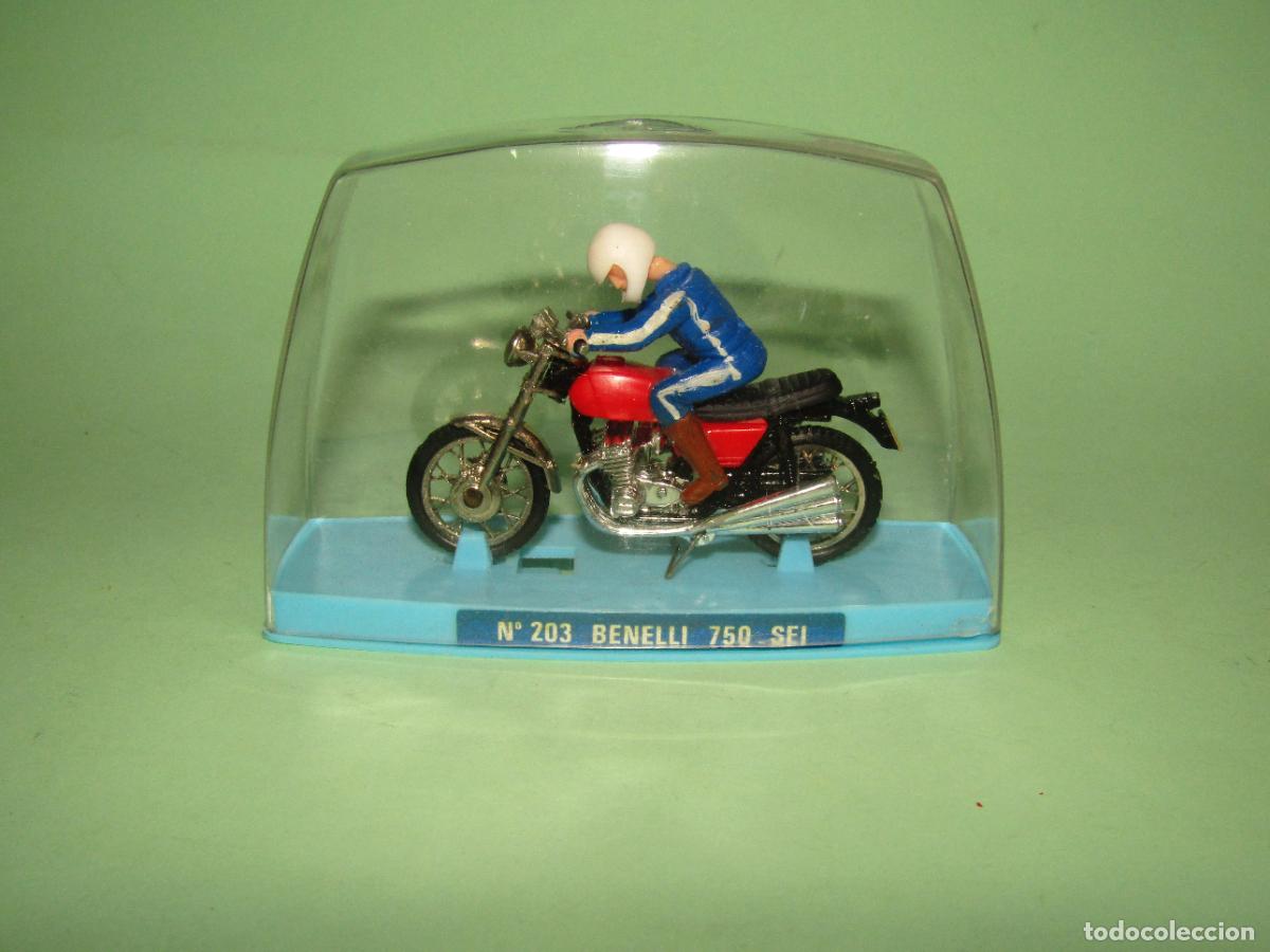 Motos &agrave; l'&eacute;chelle: Antigua Moto BENELLI 750 SEI Serie CAMPE&Oacute;N Ref. N&ordm; 203 de GUISVAL Made In Spain A&ntilde;os 1970-80s.