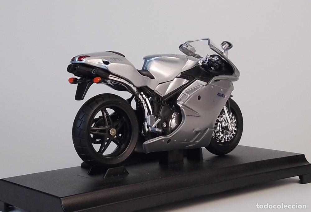 Motos a escala: MV AGUSTA F4S 1+1 1998 - Foto 6