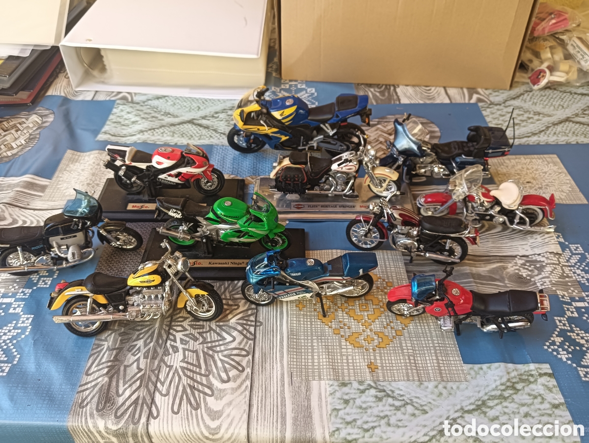 Motos a escala: Lote de 10 motos escala Maisto