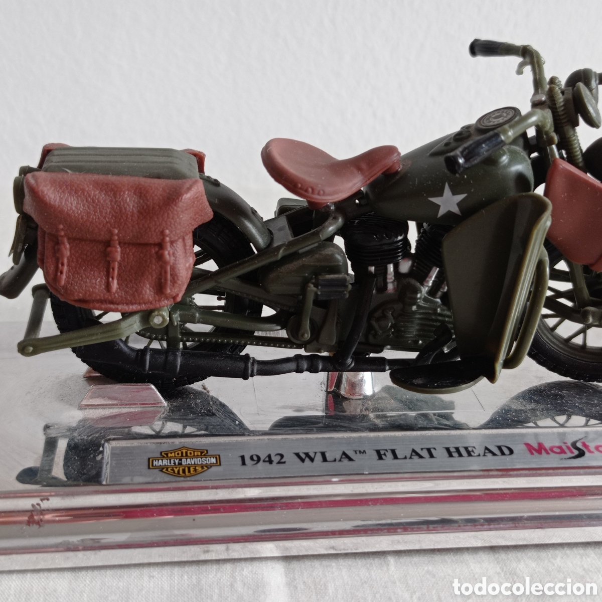 Motos a escala: HARLEY DAVIDSON 1942 WLA FLAT HEAD. MAISTO - Foto 2