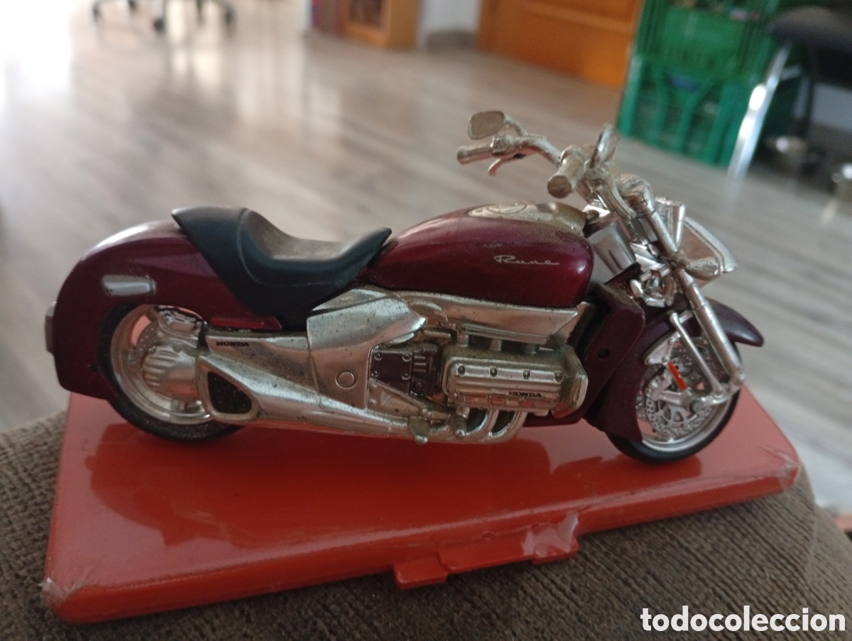 Motorradmodelle: Moto Honda 1.18 buen estado