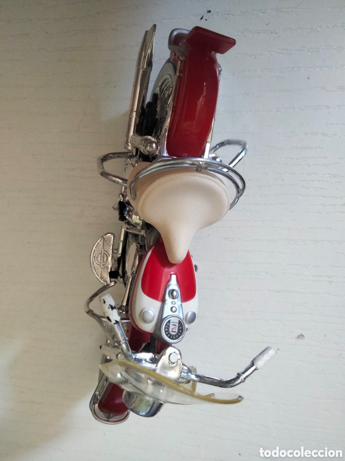 Motos a escala: Maisto 1/18 Harley Davidson Duo Glide - Foto 5