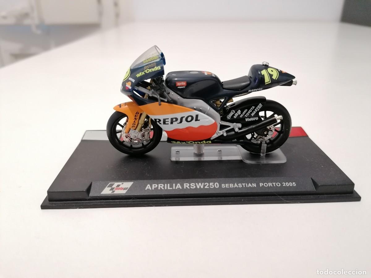 Motorradmodelle: Altaya 1/24 Aprilia RSW250 Seb&aacute;stian Porto 2005 Buen Estado