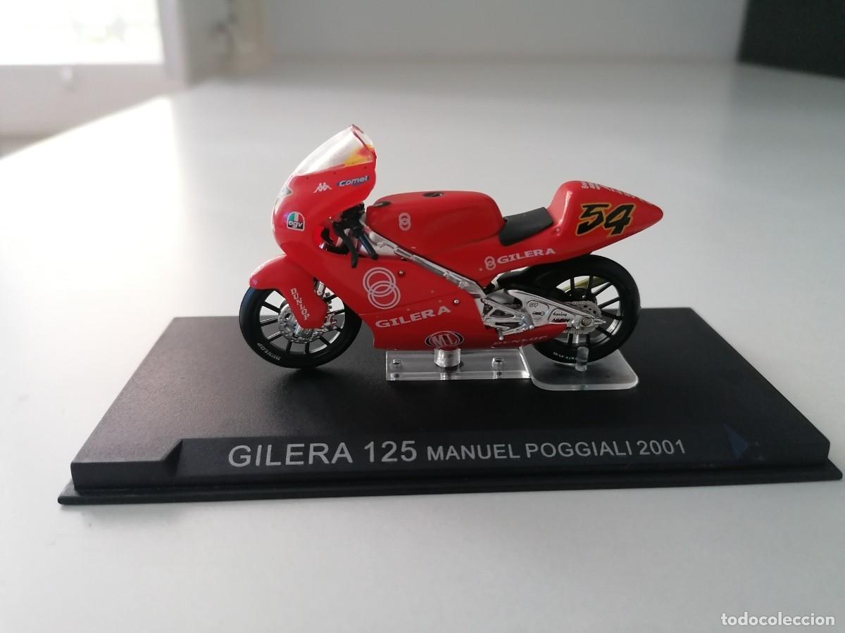 Motorradmodelle: Altaya 1/24 Gilera 125 Manuel Poggiali 2001 Buen Estado