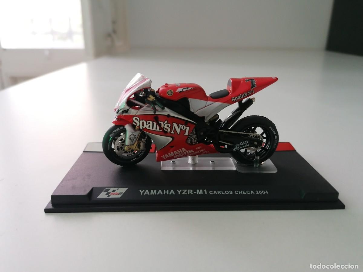 Motorradmodelle: Altaya 1/24 Yamaha YZR-M1 Carlos Checa 2004 Buen Estado