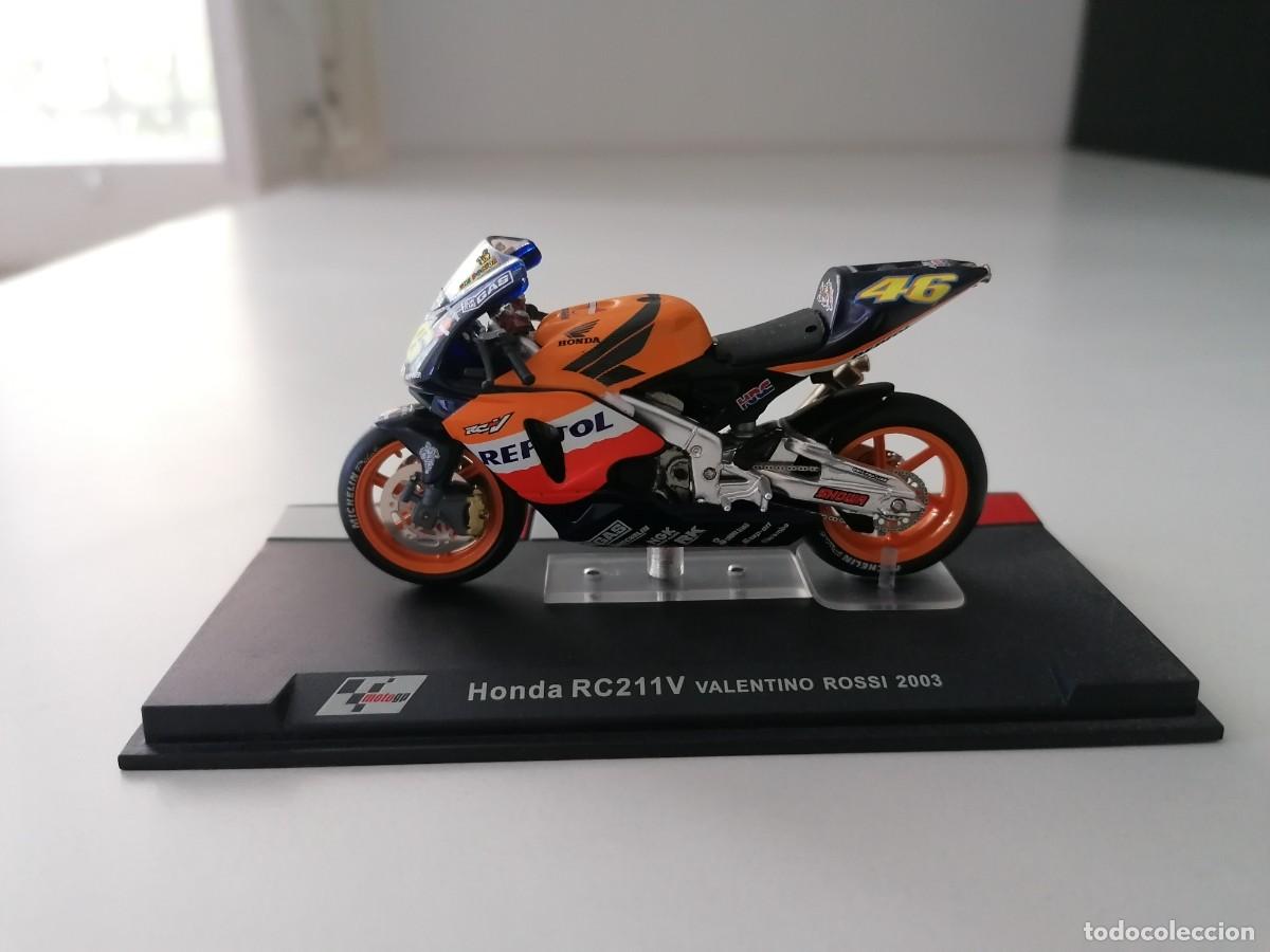 Motorradmodelle: Altaya 1/24 Honda RC211V Valentino Rossi 2003 Buen Estado