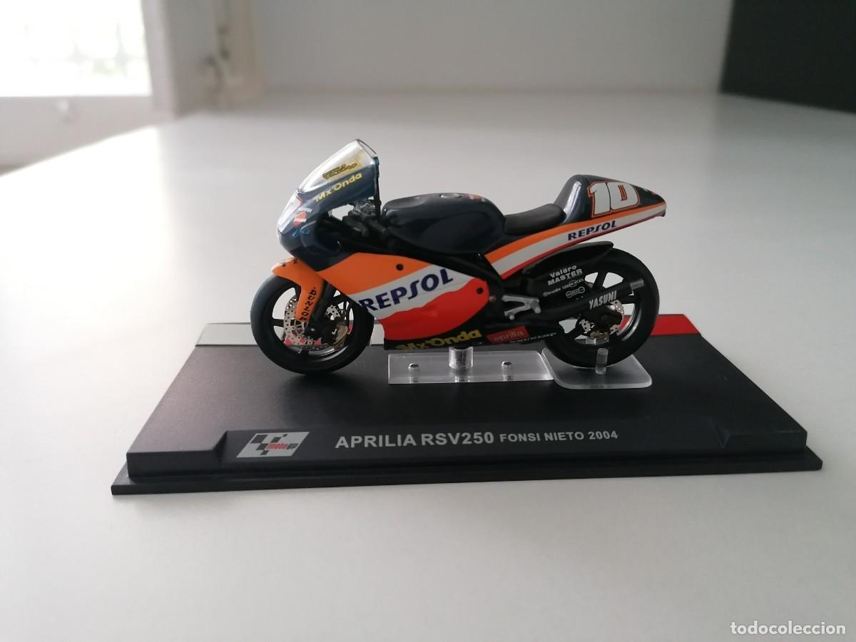Motorradmodelle: Altaya 1/24 Aprilia RSV250 Fonsi Nieto 2004 Buen Estado