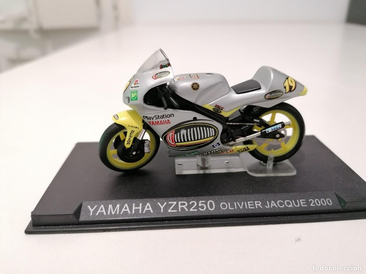 Motorradmodelle: Altaya 1/24 Yamaha YZR250 Olivier Jacque 2000 Buen Estado