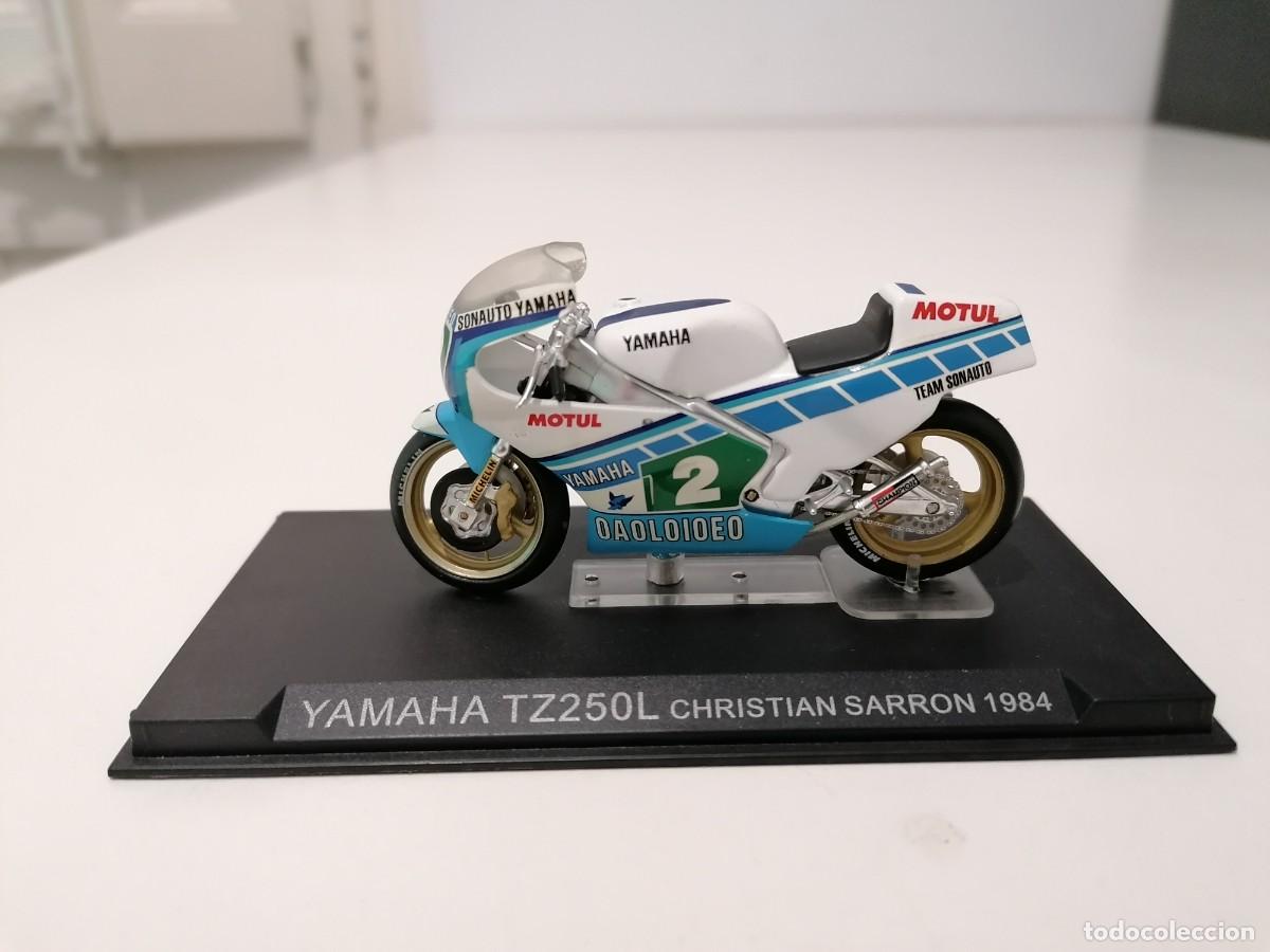 Motorradmodelle: Altaya 1/24 Yamaha TZ250L Christian Sarron 1984 Buen Estado