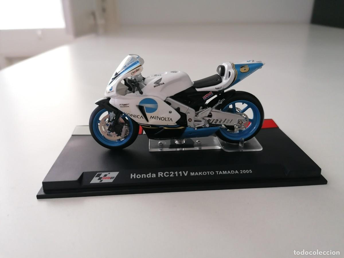 Motos a escala: Altaya 1/24 Honda RC211V Makoto Tamada 2005 Buen Estado