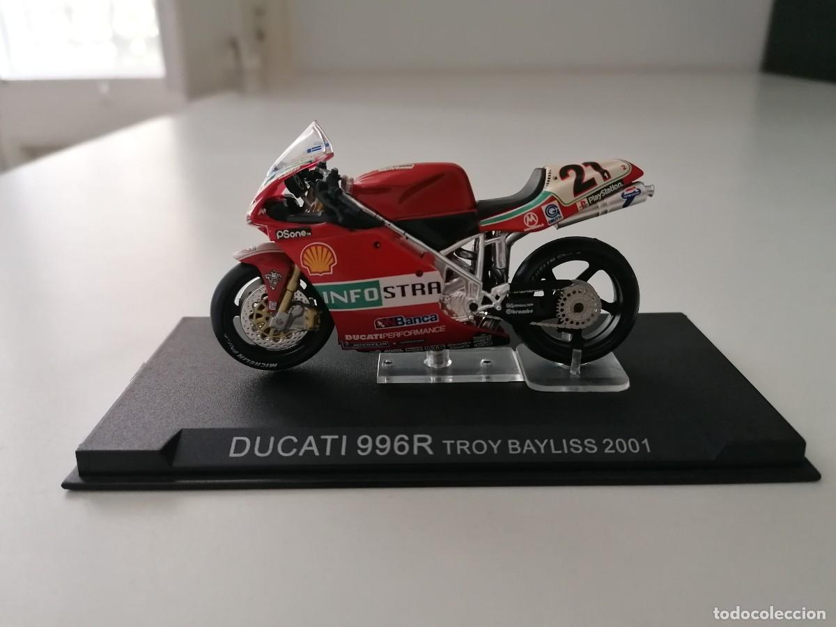 Motos a escala: Altaya 1/24 Ducati 996R Troy Bayliss 2001 Buen Estado