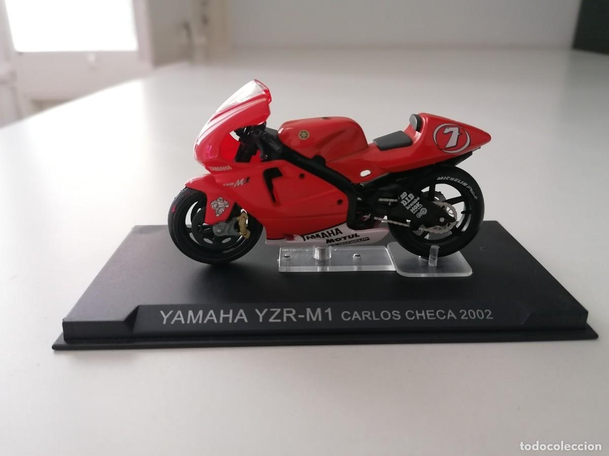 Motos a escala: Altaya 1/24 Yamaha YZR-M1 Carlos Checa 2002 Buen Estado