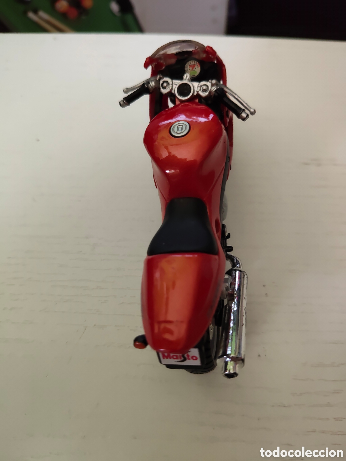 Motos a escala: Maisto 1/28 Triumph speed RS - Foto 5