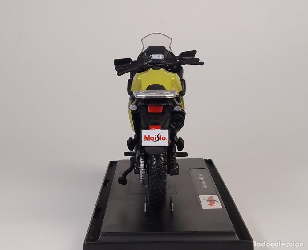 Motos a escala: KAWASAKI KLR 650 2021 - Foto 5