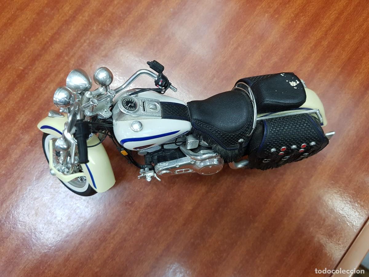 Motos a escala: Moto Harley Davidson escala 1.18 - Foto 2