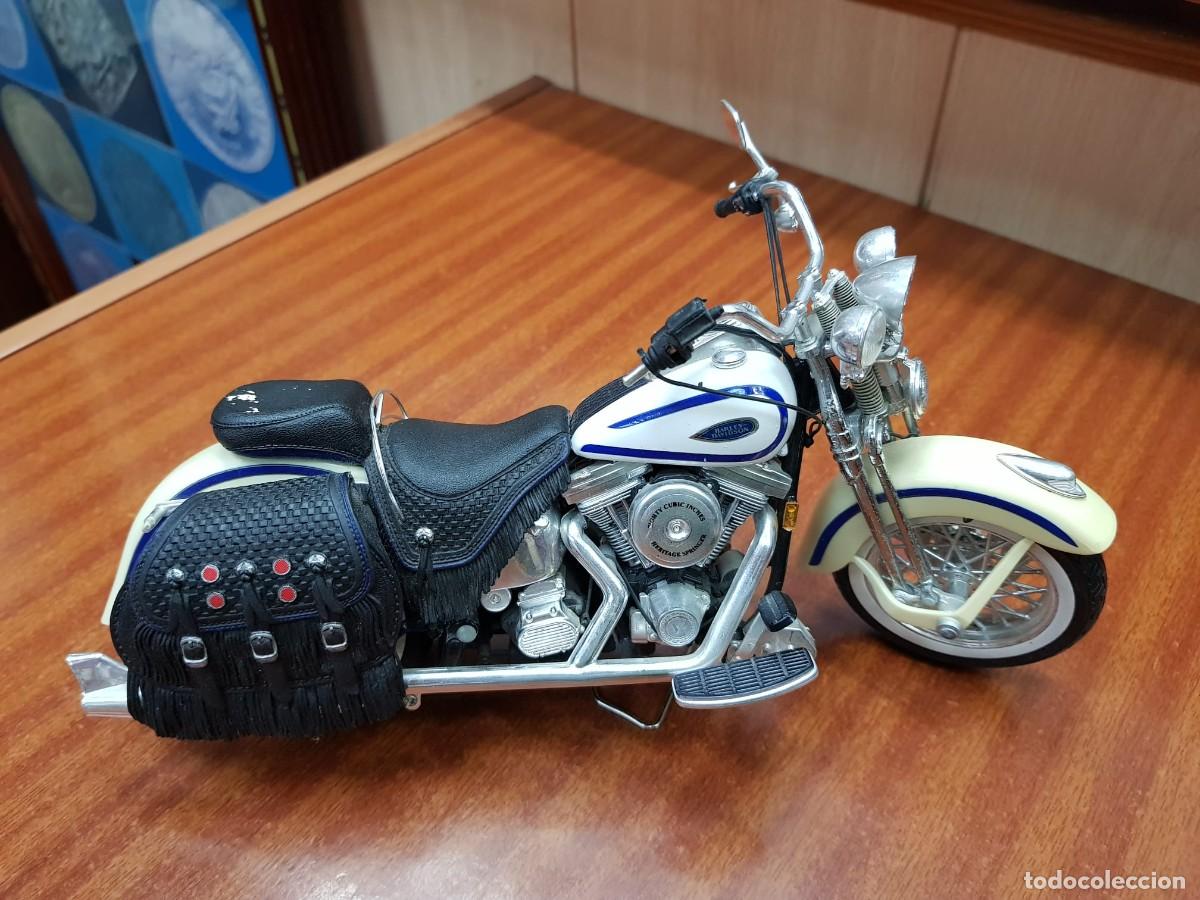 Motos a escala: Moto Harley Davidson escala 1.18 - Foto 5