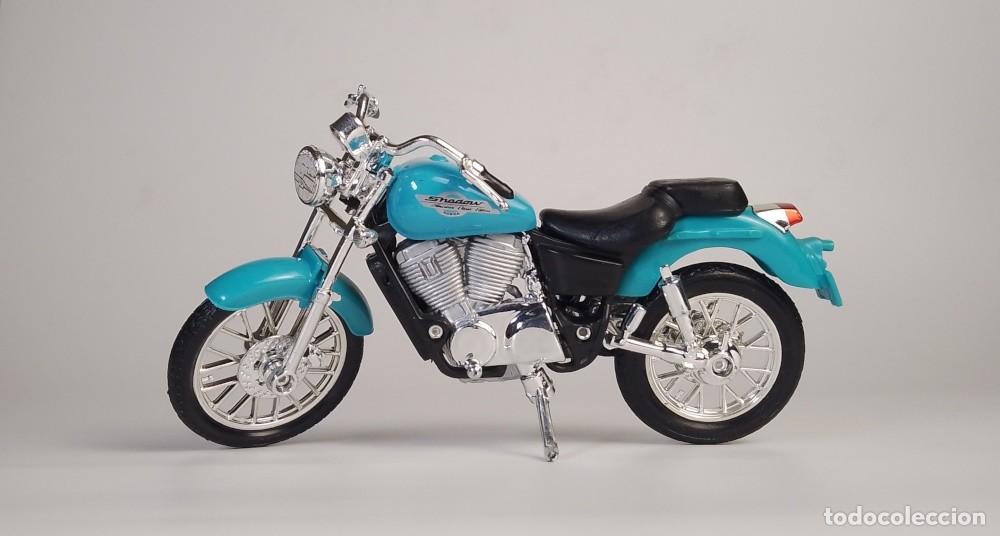Motos a escala: Honda VT1100 C2 Shadow 1998 - Foto 3