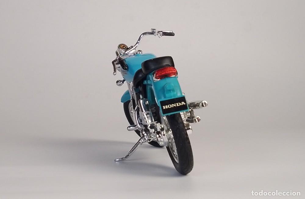 Motos a escala: Honda VT1100 C2 Shadow 1998 - Foto 5