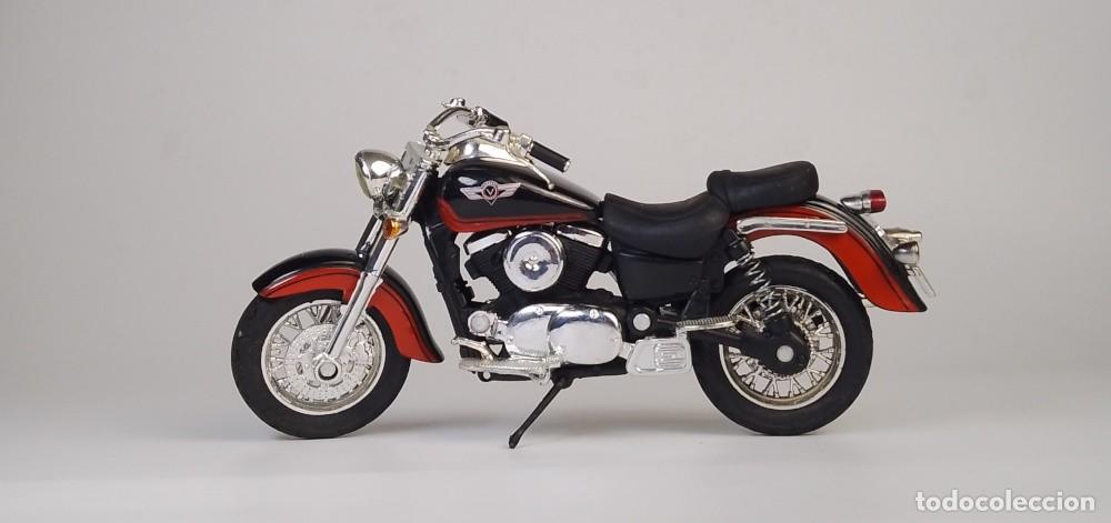 Motos a escala: KAWASAKI VN 1500 2002 - Foto 3