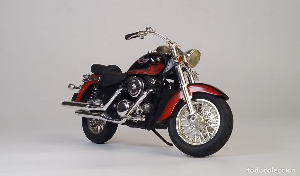 Motos a escala: KAWASAKI VN 1500 2002 - Foto 8
