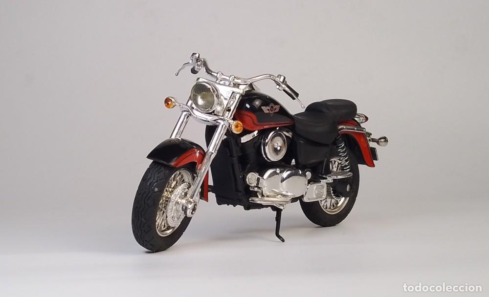 Motos a escala: KAWASAKI VN 1500 2002 - Foto 2