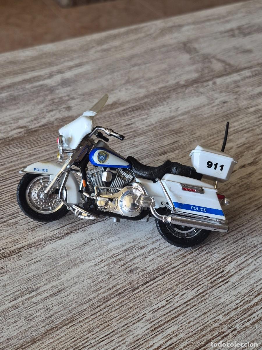 Motos &agrave; l'&eacute;chelle: Moto Harley Davidson | Maisto Escala 1:18