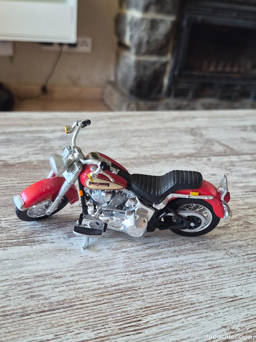 Motos &agrave; l'&eacute;chelle: Moto Harley Davidson | Maisto Escala 1:18