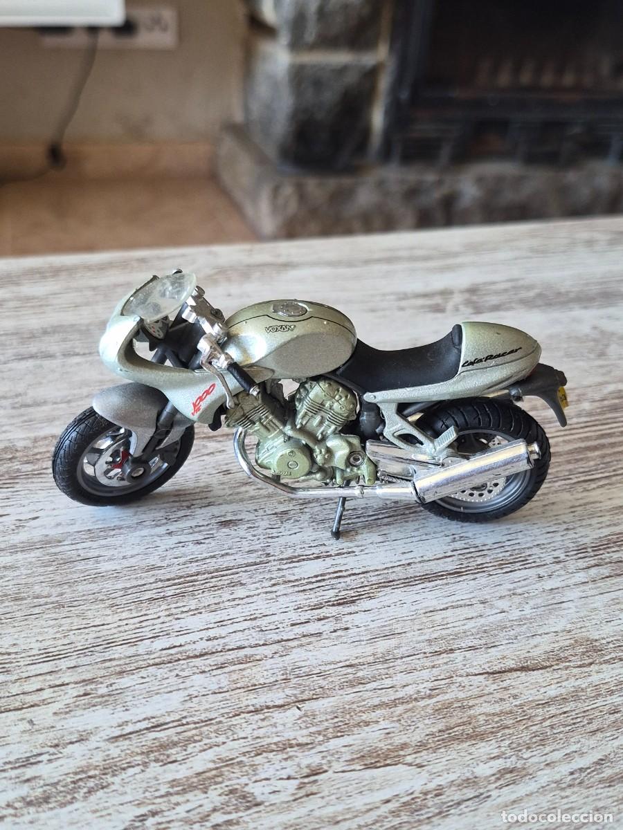 Motos in scale: Moto Voxan | Maisto Escala 1:18