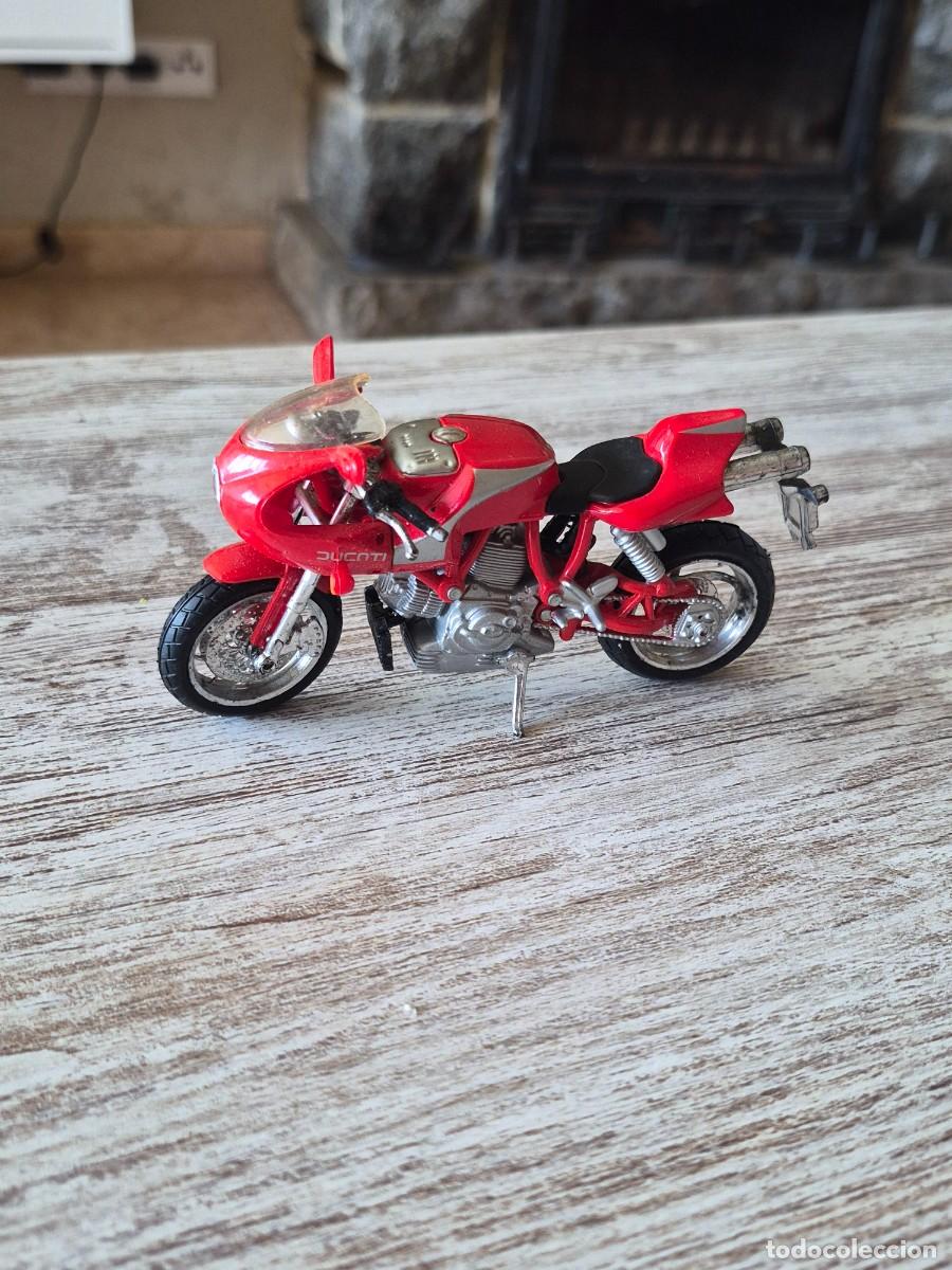 Motos in scale: Moto Ducati | Maisto Escala 1:18