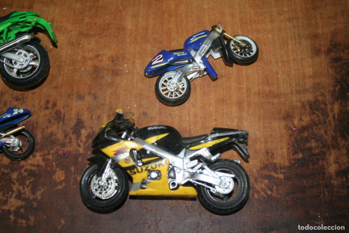 Motos a escala: lote de antiguas motos 22 unidades