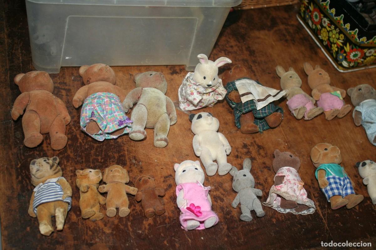 Motos a escala: lote de mu&ntilde;ecos animales sylvanian antiguos
