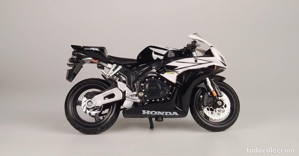 Motos a escala: Honda CBR 1000RR 2009 - Foto 7
