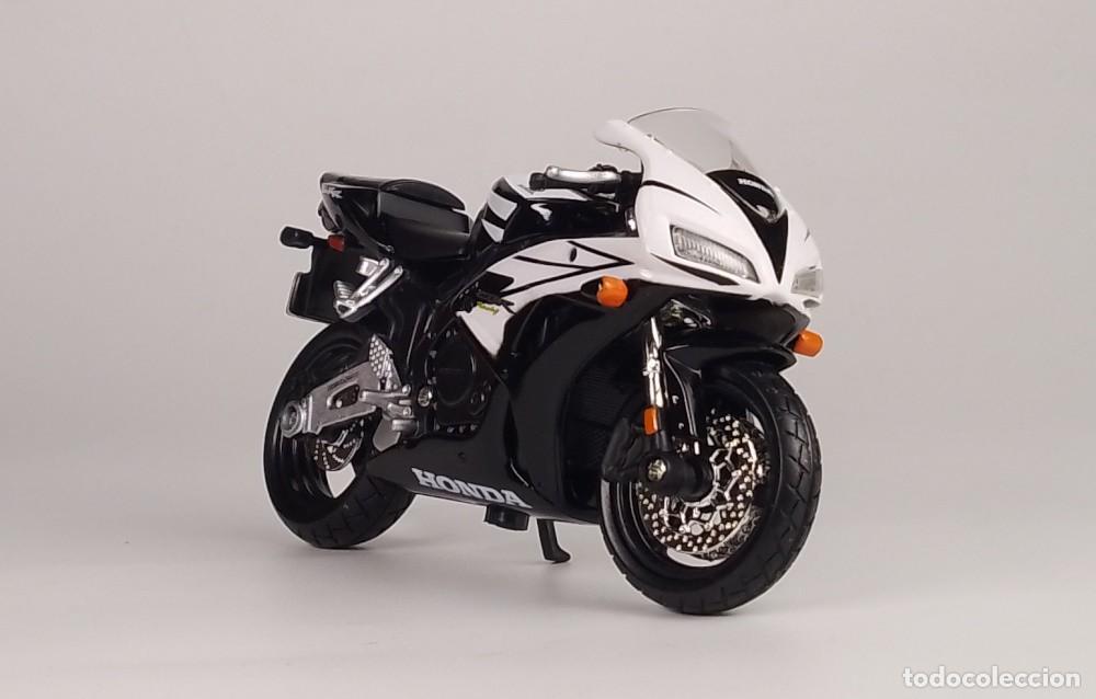 Motos a escala: Honda CBR 1000RR 2009 - Foto 8