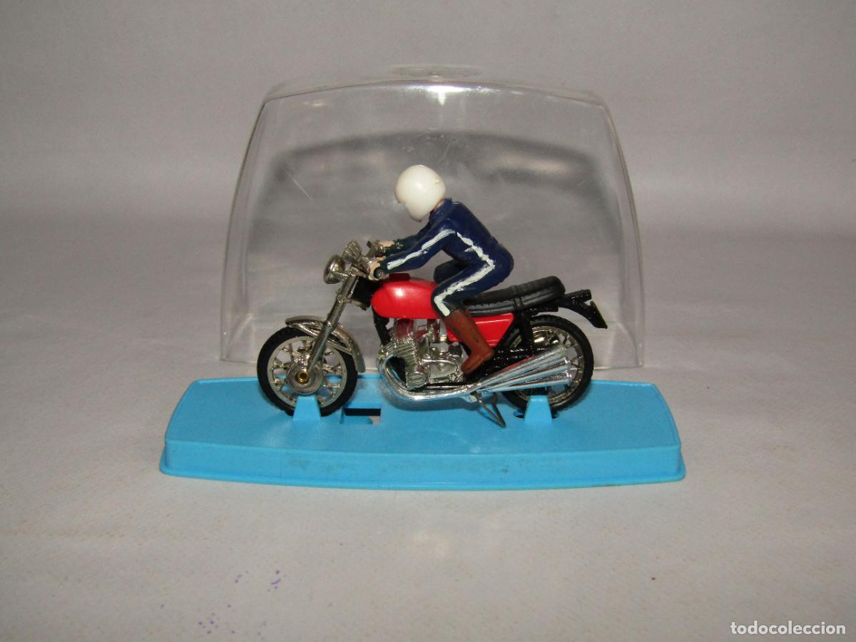 Motos em escala: Antigua Moto BENELLI 750 SEI Serie CAMPE&Oacute;N Ref. N&ordm; 203 de GUISVAL Made In Spain A&ntilde;os 1970-80s.