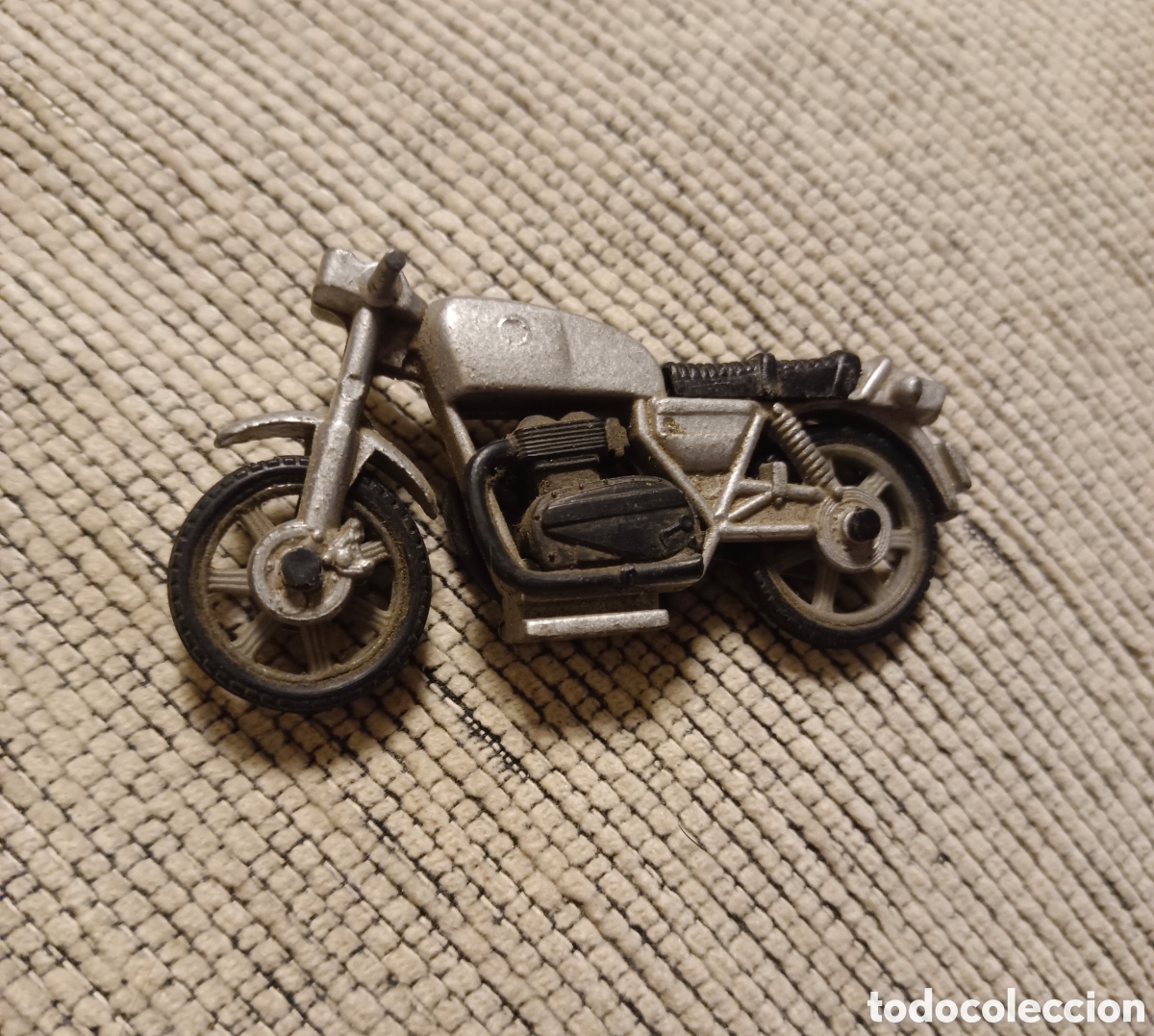 Motos a escala: Antigua moto metalica guisval , guiloy a&ntilde;os 70