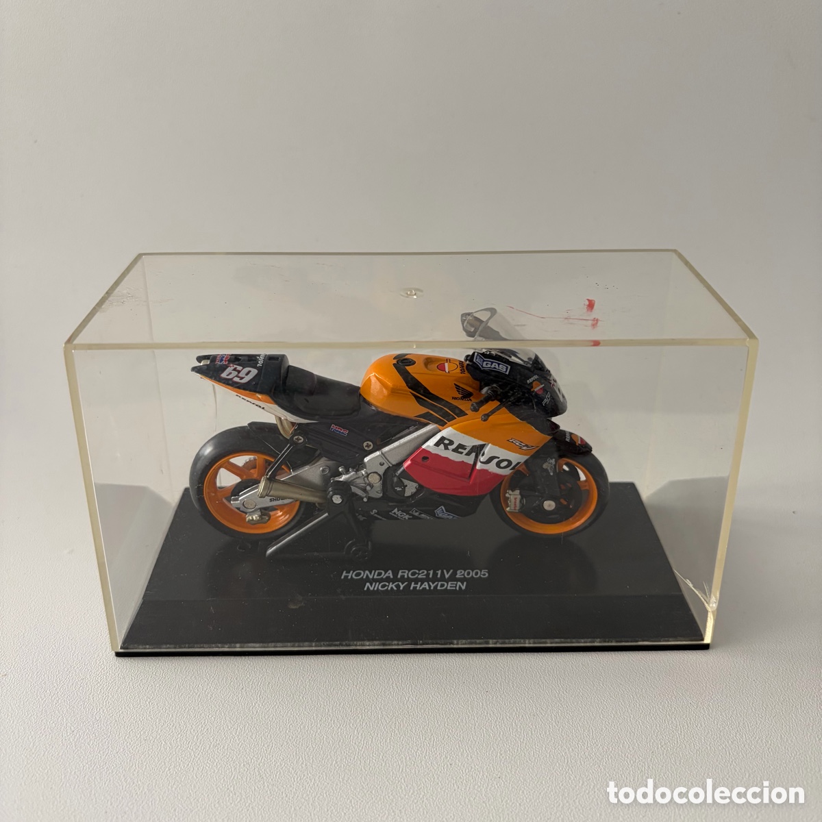 Motos a escala: moto honda rc211v repsol nicky hayden 69 motogp 2005 new ray