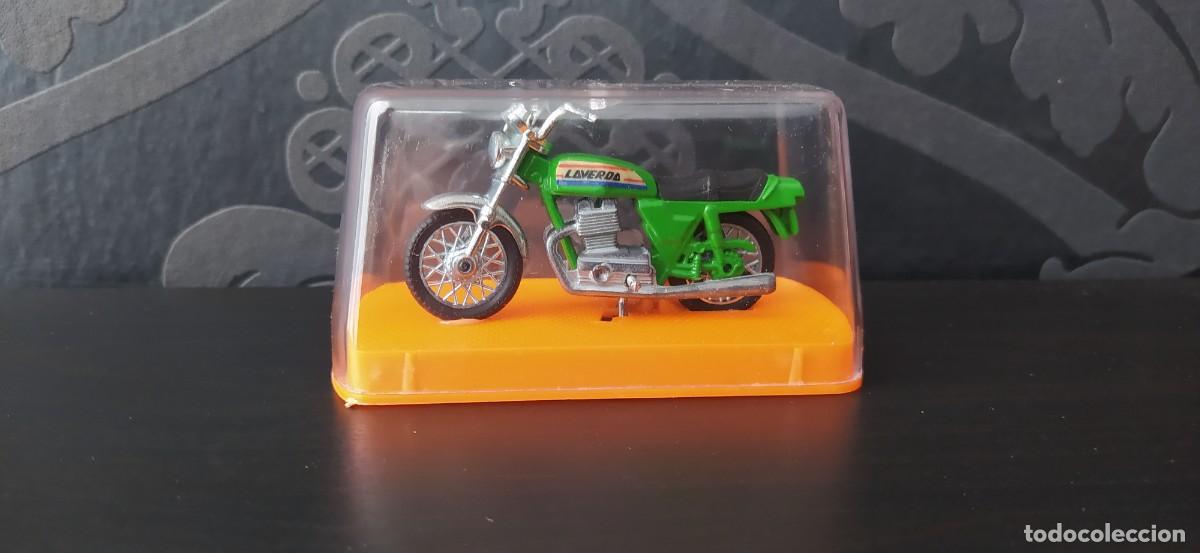Motos &agrave; l'&eacute;chelle: MOTOCICLETA MINIATURAS SERIE PULGA GUILOY MADE IN SPAIN LAVERDA