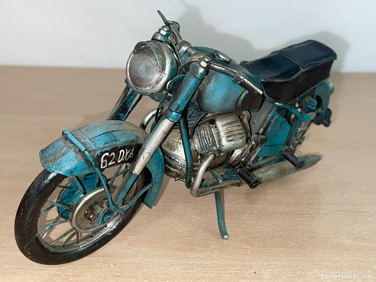 Motorradmodelle: Antigua moto Victoria Bergmeister V35 1954 350cc. decorativa r&eacute;plica vintage metal bike motocicleta