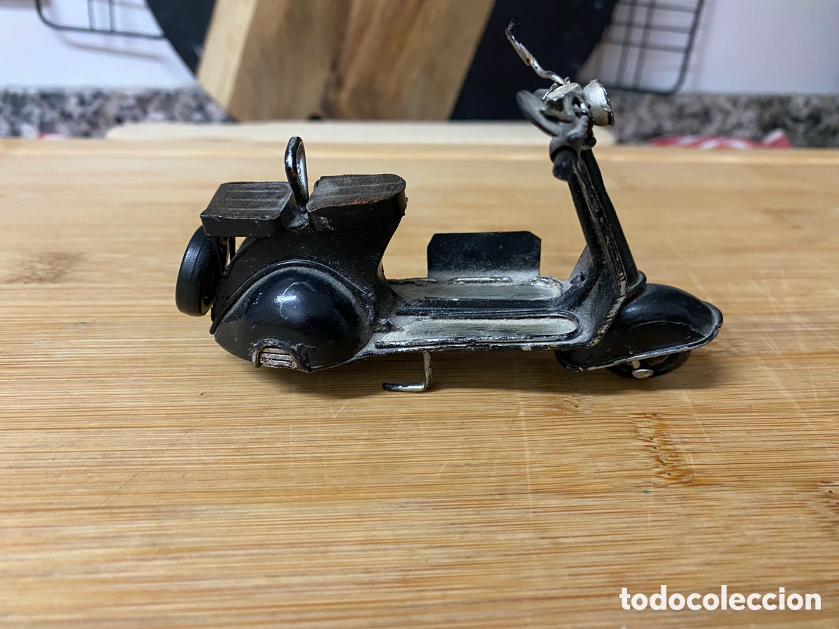 Motos a escala: moto vespa en miniatura - Foto 4