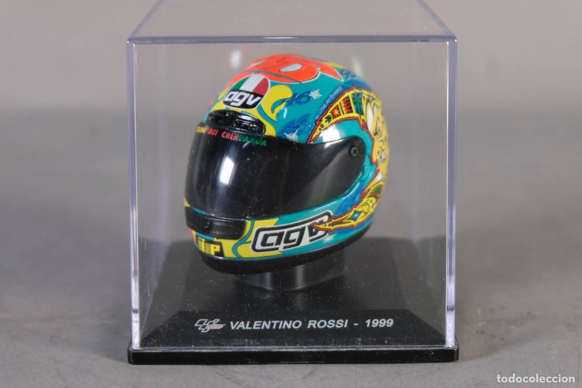 Motos em escala: R&eacute;plica casco MotoGP Valentino Rossi 1999 - ALTAYA escala 1:5