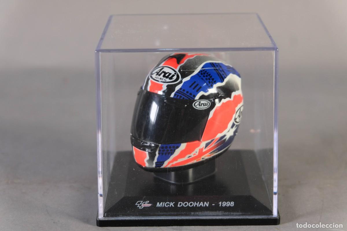 Motos em escala: R&eacute;plica casco MotoGP Mick Doohan 1998 - ALTAYA escala 1:5