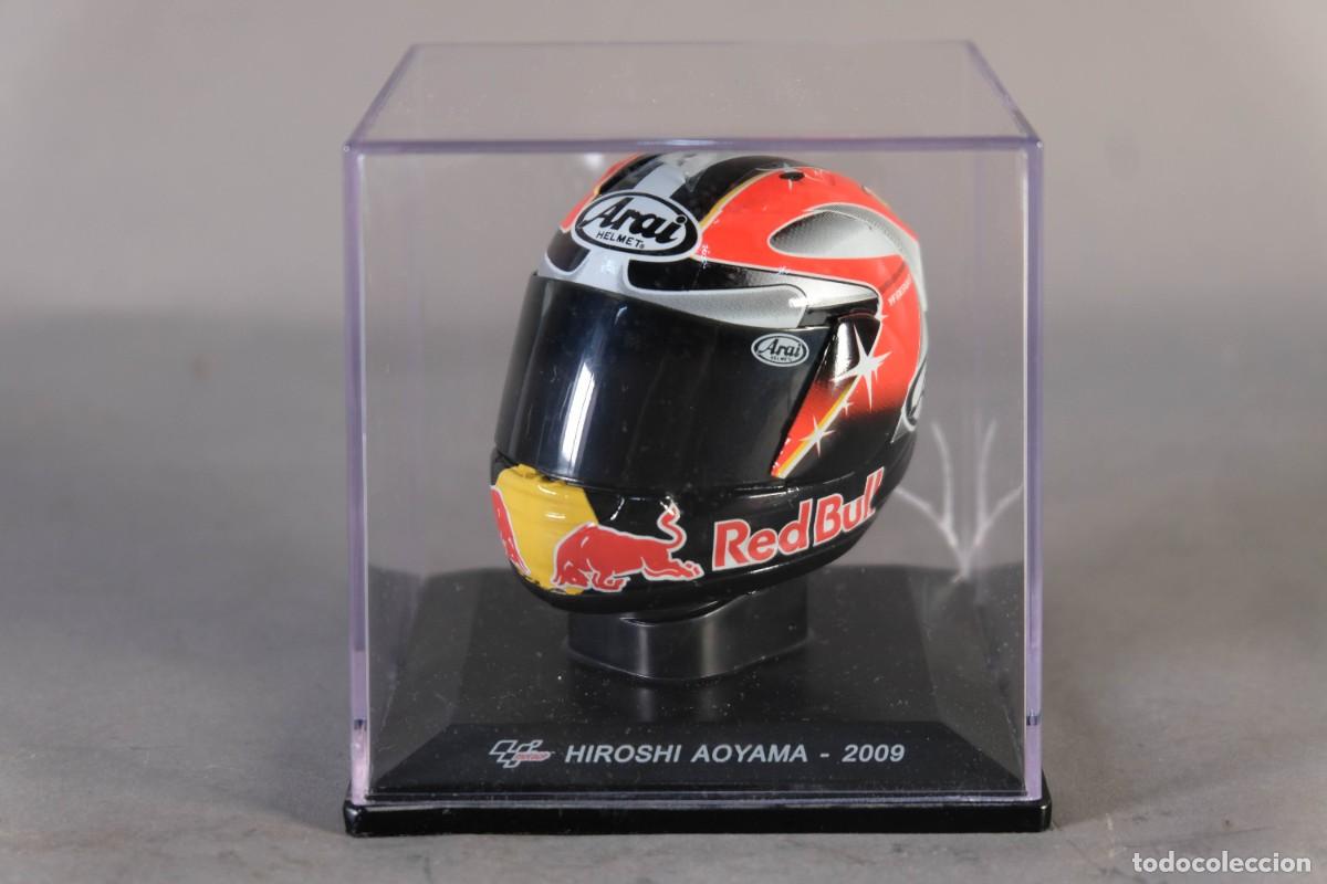 Motos em escala: R&eacute;plica casco MotoGP Hiroshi Aoyama 2009 - ALTAYA escala 1:5