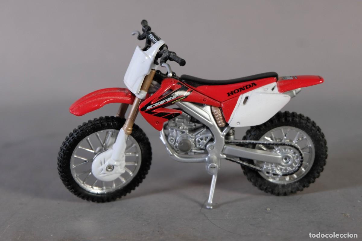 Motos a escala: R&eacute;plica moto HONDA Escala 1:18