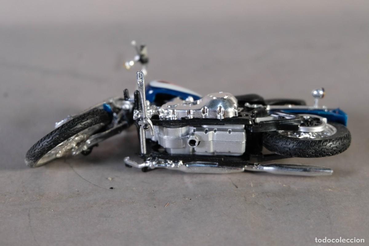 Motos a escala: R&eacute;plica moto HARLEY DAVIDSON Escala 1:18 - Foto 5