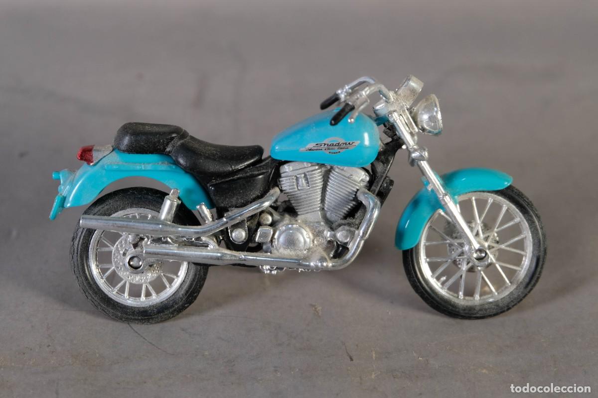 Motos a escala: R&eacute;plica moto SHADOW Escala 1:18 - Foto 2
