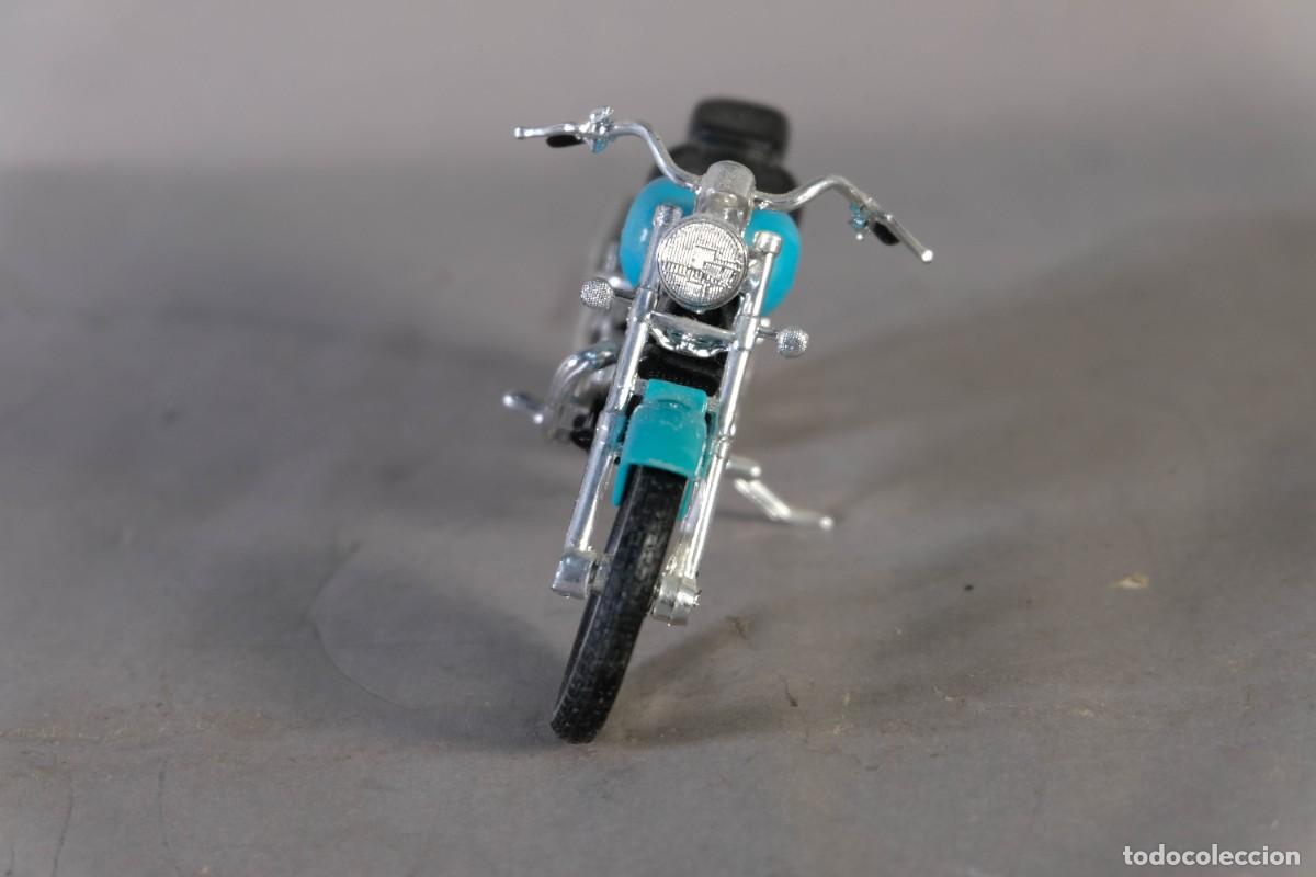 Motos a escala: R&eacute;plica moto SHADOW Escala 1:18 - Foto 3