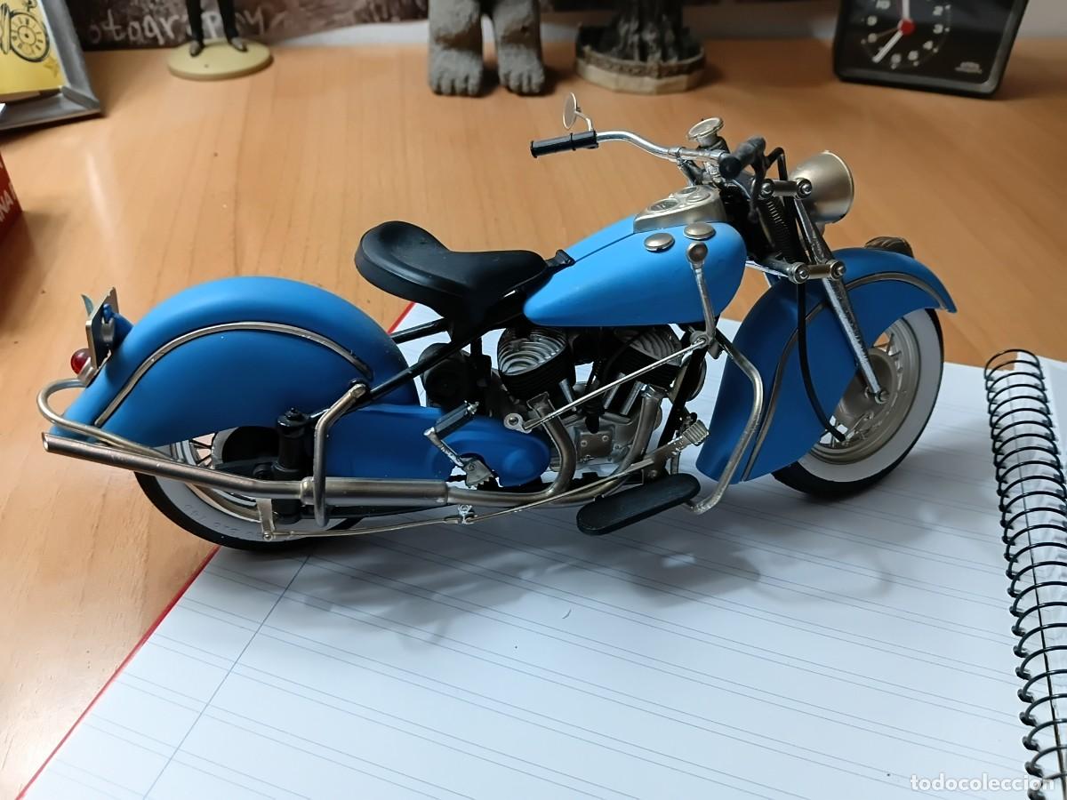 Motorradmodelle: Maqueta de moto . HARLEY DAVIDSON .