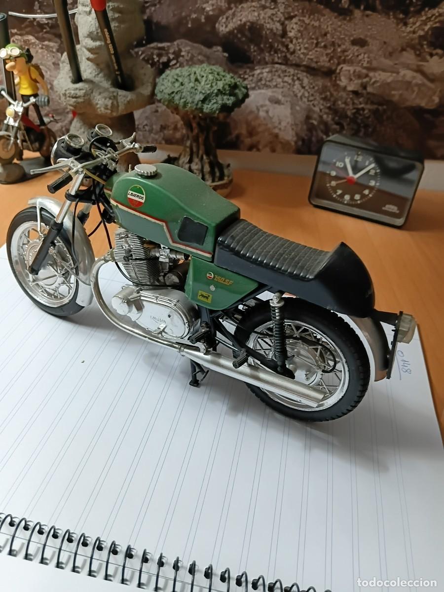Motos a escala: Maqueta de moto . LAVERDA 750 SF .