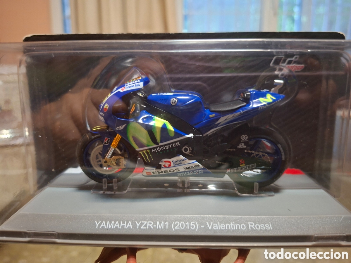Motorcycle Models: YAMAHA YZR-M1 VALENTINO ROSSI (2015)